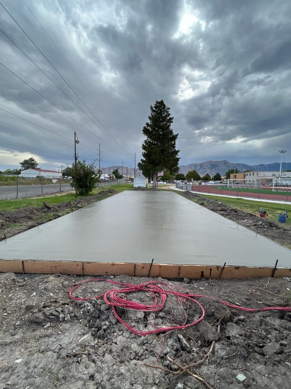 Gallery photos for Versatile Concrete Installations for Various Settings: Image #1