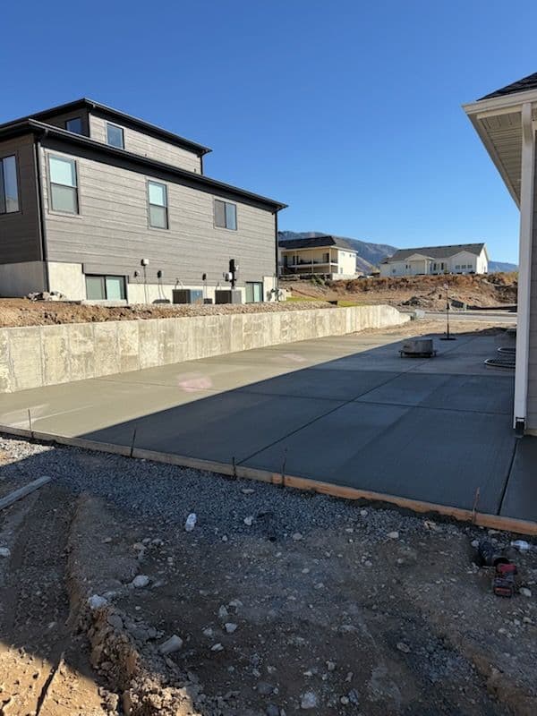 Gallery photos for Driveway and Patio Concrete Installation: Image #2