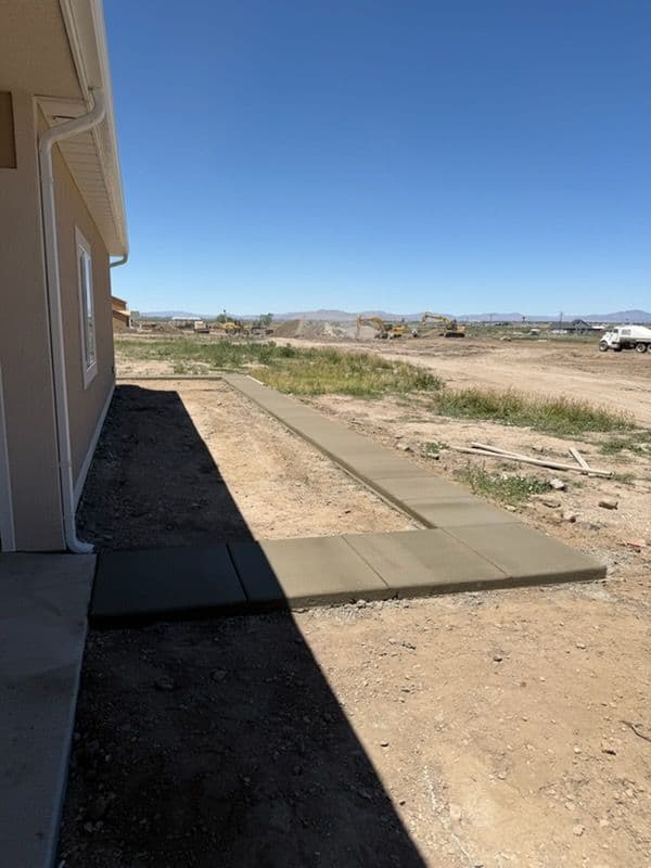 Gallery photos for Concrete Sidewalks Poured All the Way Around This Home: Image #3