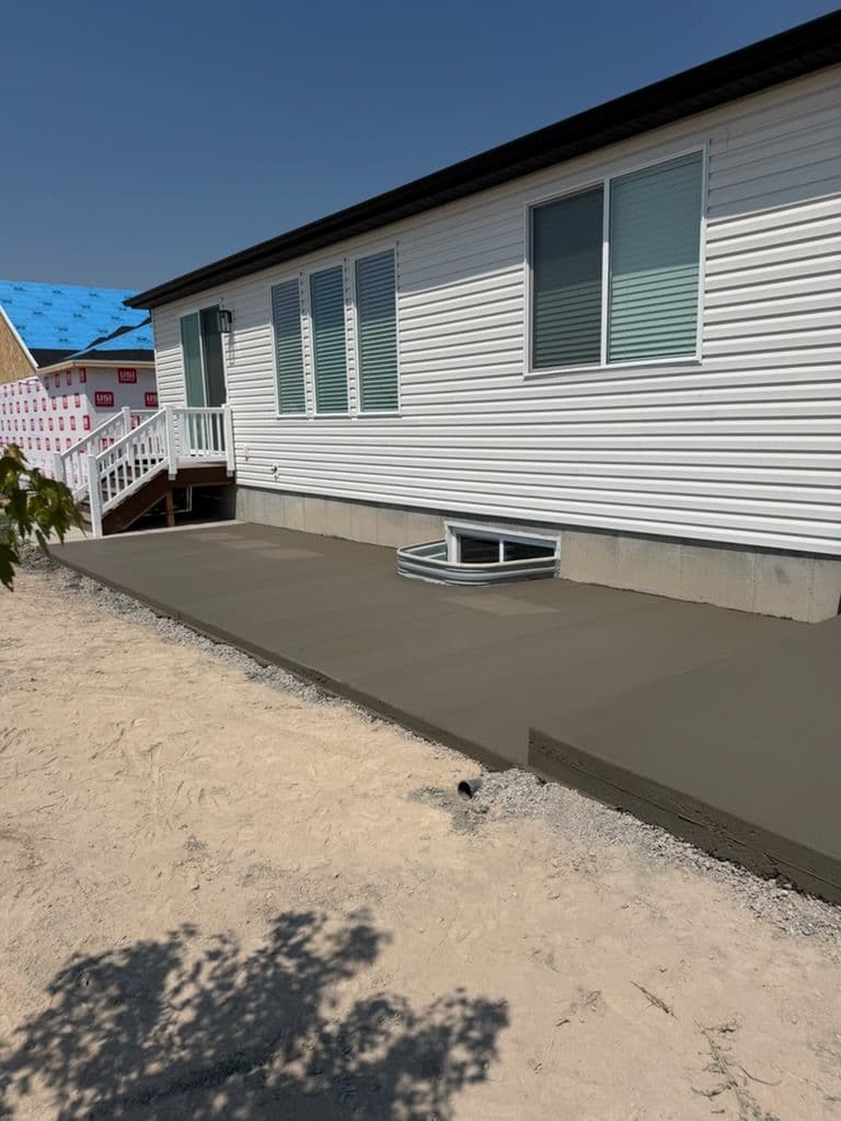Gallery photos for Fresh Concrete Patio Poured and Ready for Years of Use: Image #2