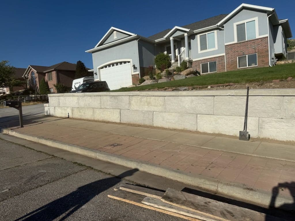 Block Retaining Wall Improves Perry Home