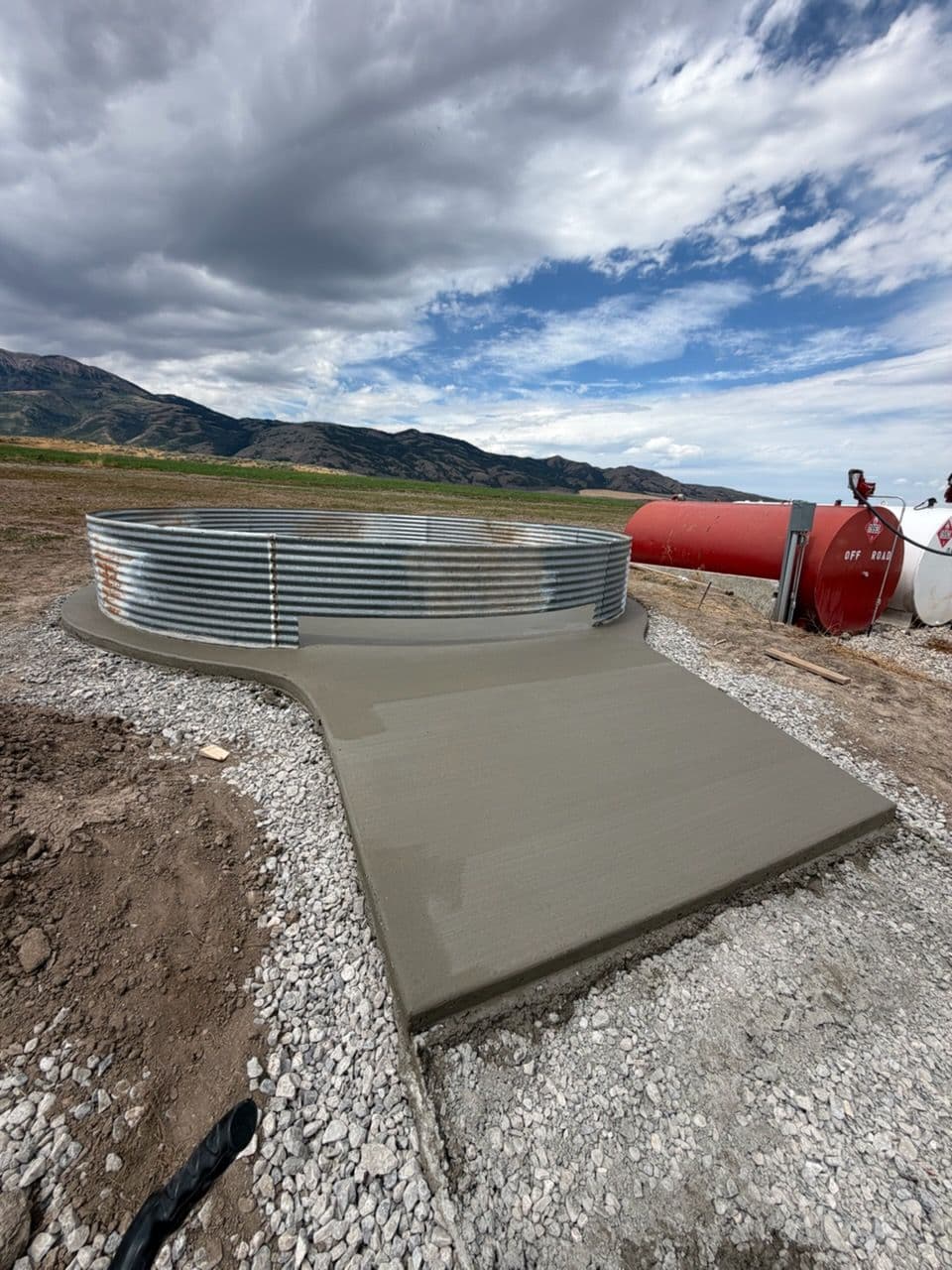 Gallery photos for Concrete Pad Poured for a Grain Bin Silo Base: Image #3