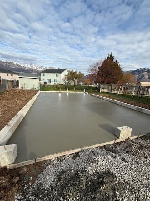 Gallery photos for Laying Fresh Concrete Pads Across Scenic Landscapes: Image #3