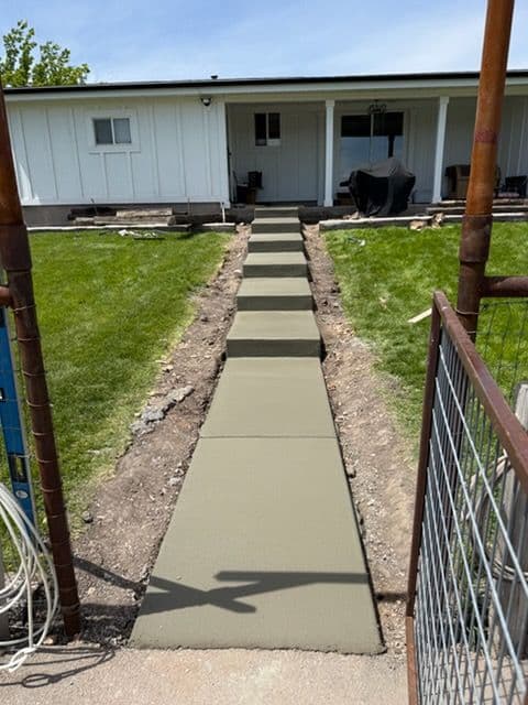 Gallery photos for Custom Concrete Stairs and Walkways Built to Last: Image #3